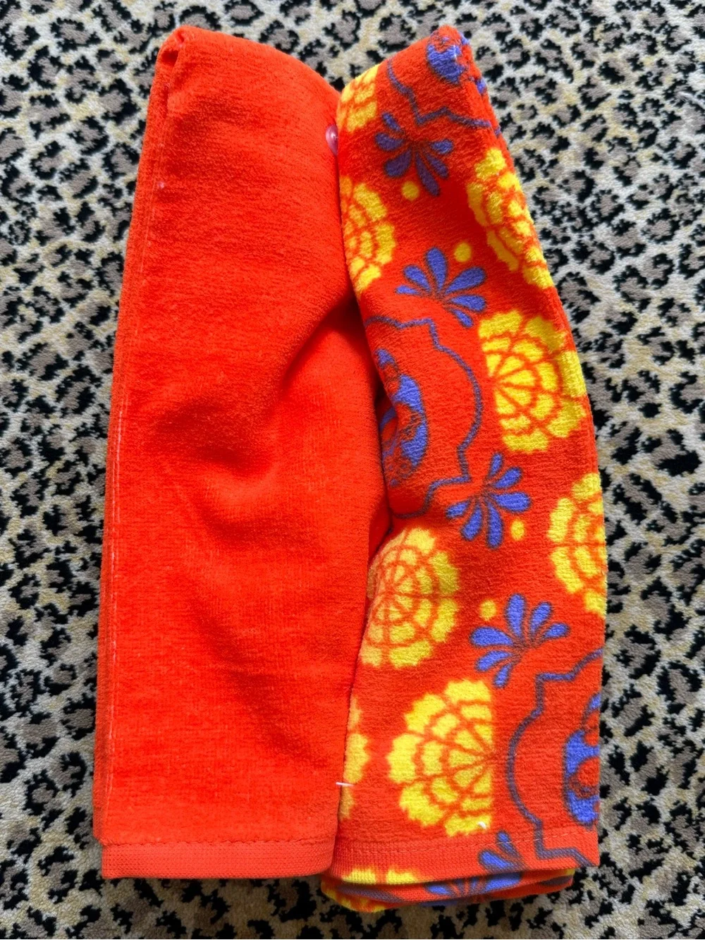 Day of the Dead kitchen towels (NWT)